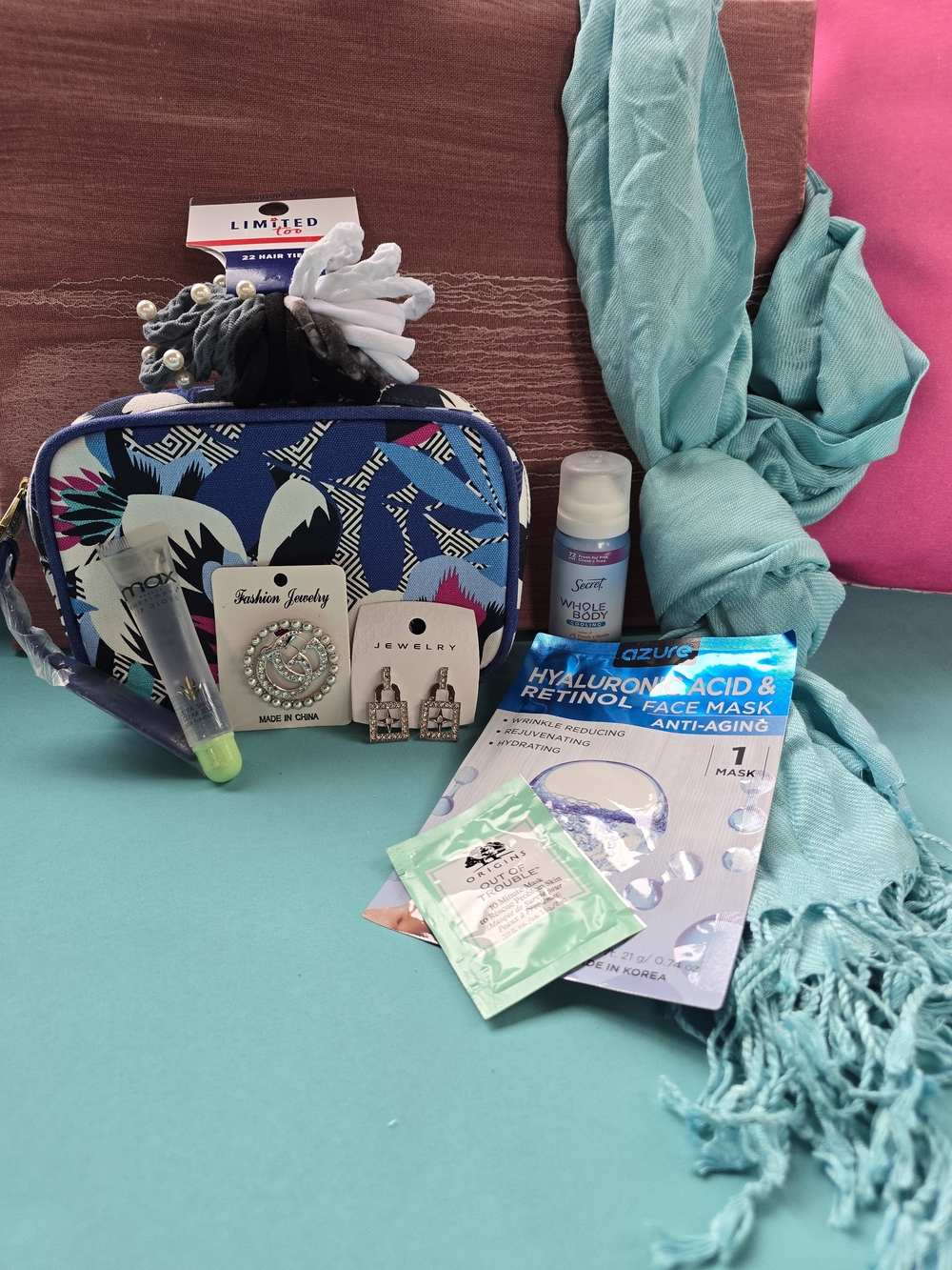 Estee Lauder 9 Piece I'm Blue Bundle